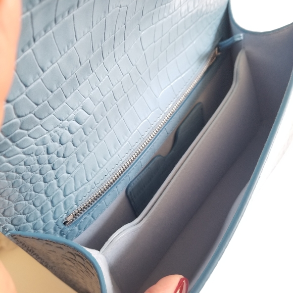 Alexander McQueen MEDIUM Croc-Embossed Leather Satchel Siel - Picture 9 of 14